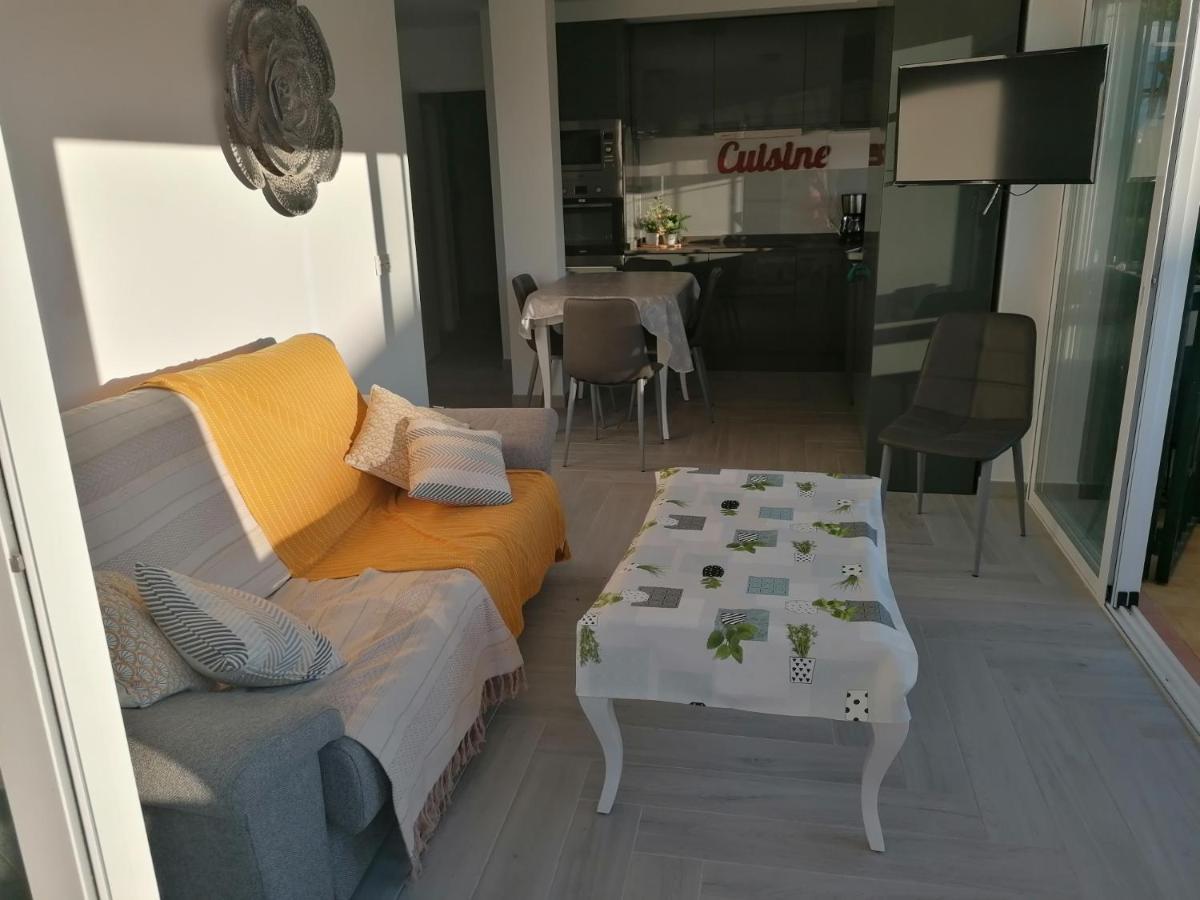 Appartement Moderne Pour 6 Adultes Benalmádena Exterior foto